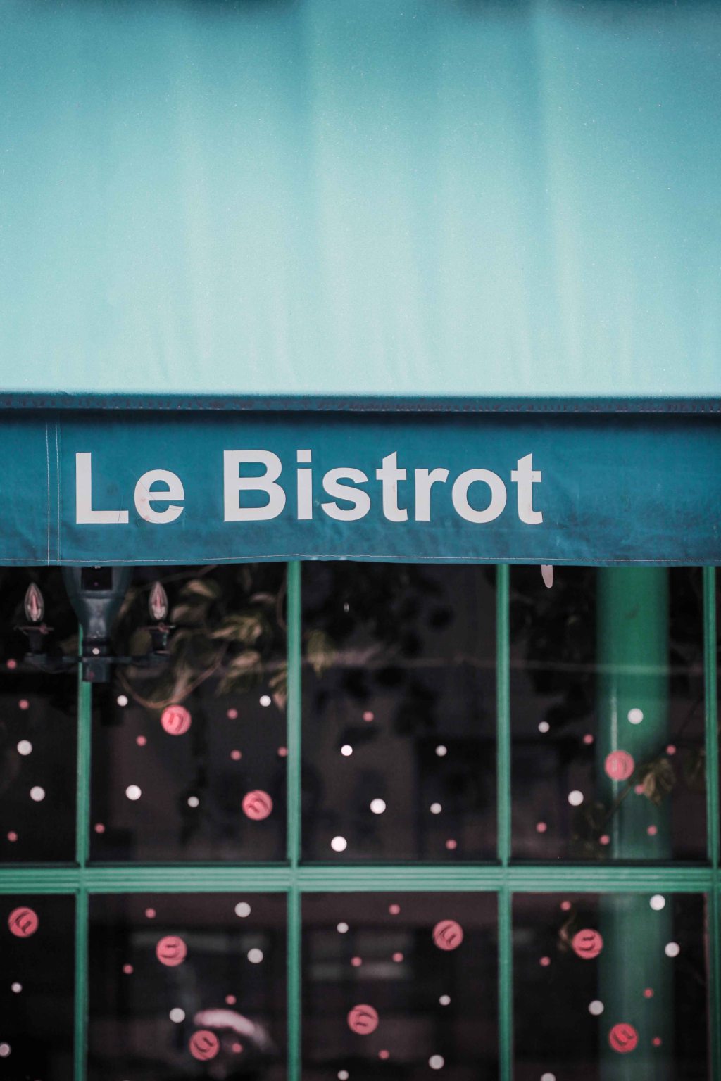 The origin of the name “Bistrot”