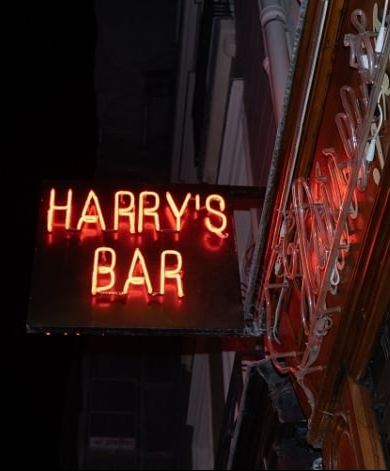 Harry’s bar , a piece of America in Paris