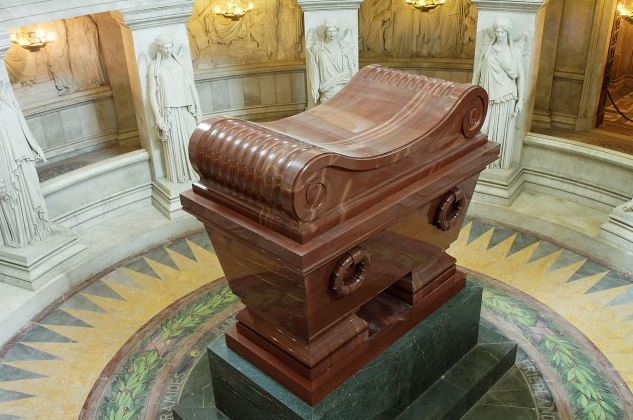 Napoleon 's tomb