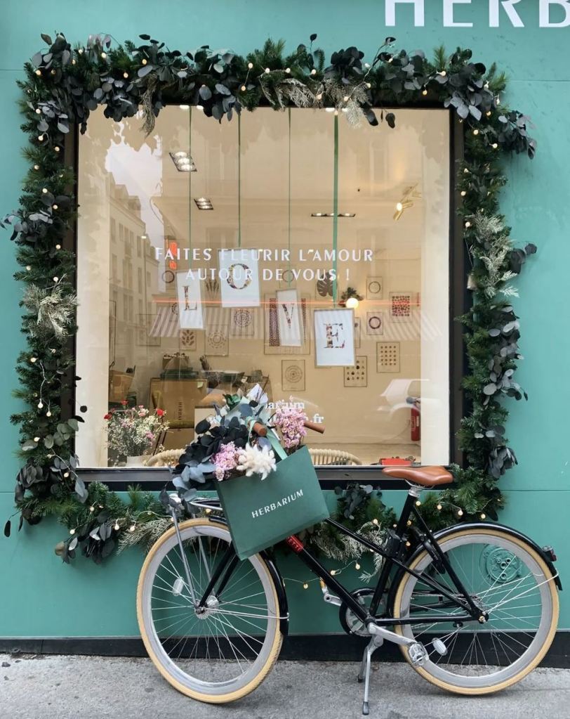 Herbarium, dried flowers shop in Paris