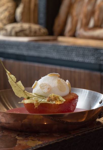 limbar restaurant in the cheval Blanc  hotel of Paris