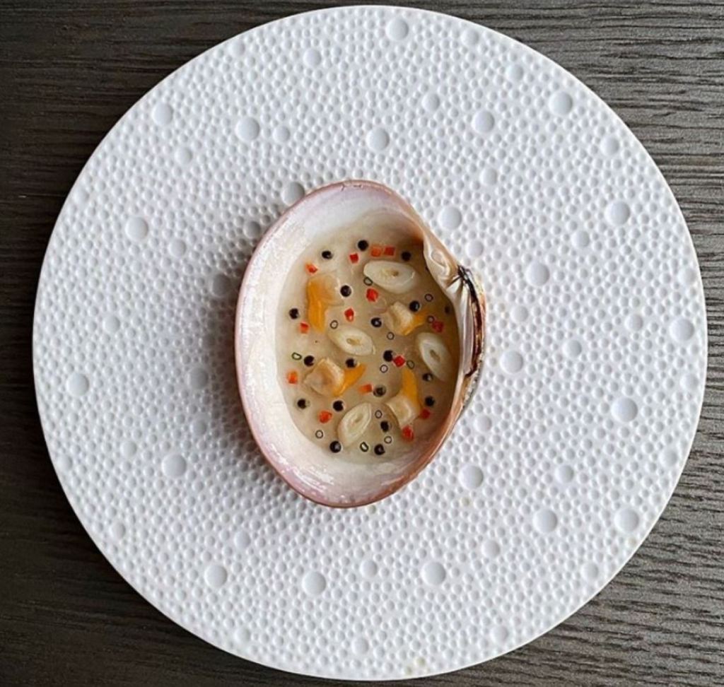 Jules Verne restaurant