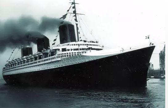 Robert Fulton steamboat