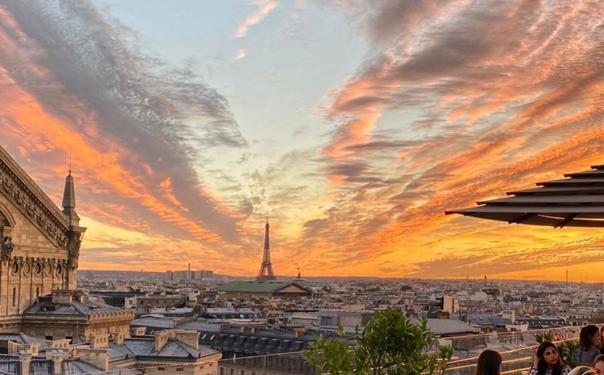 rooftop restaurant paris