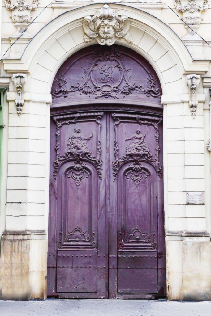 Paris doors