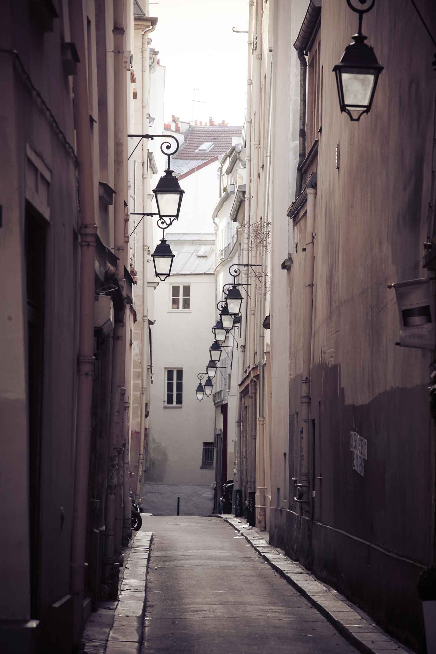 The Curse of Rue De Bièvre : A Parisian Legend – French Glimpses