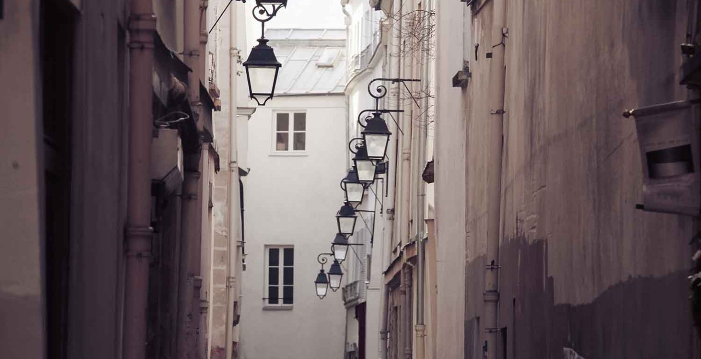 The Curse of Rue De Bièvre : A Parisian Legend – French Glimpses