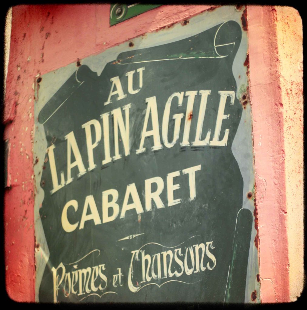 edith piaf used to sing in au lapin agile in montmartre