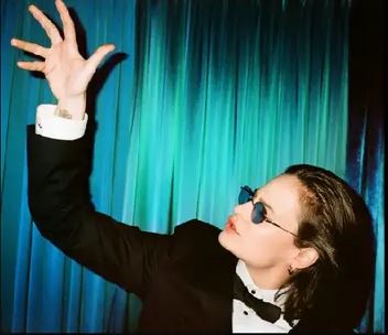 Christine and the queens