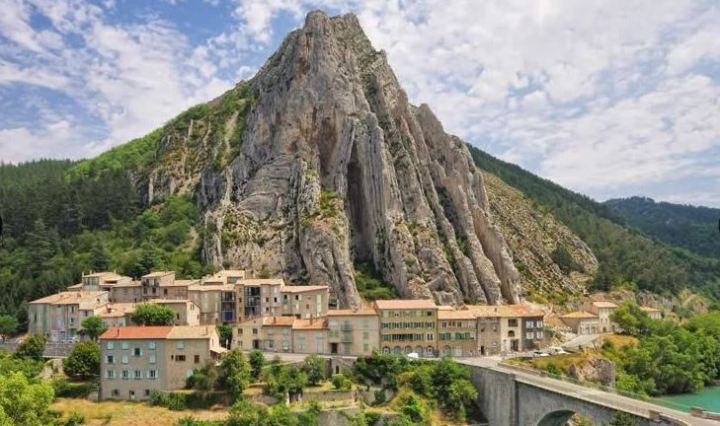 Sisteron