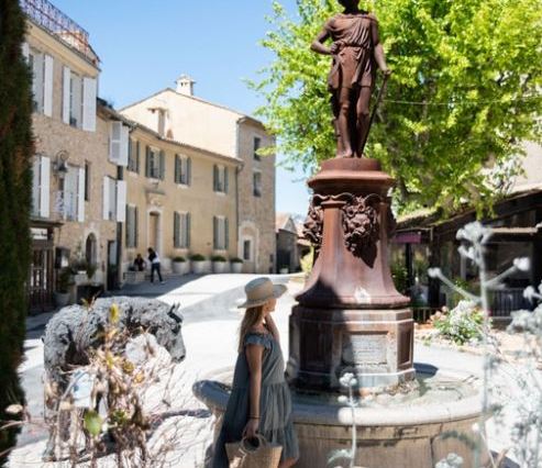 Mougins