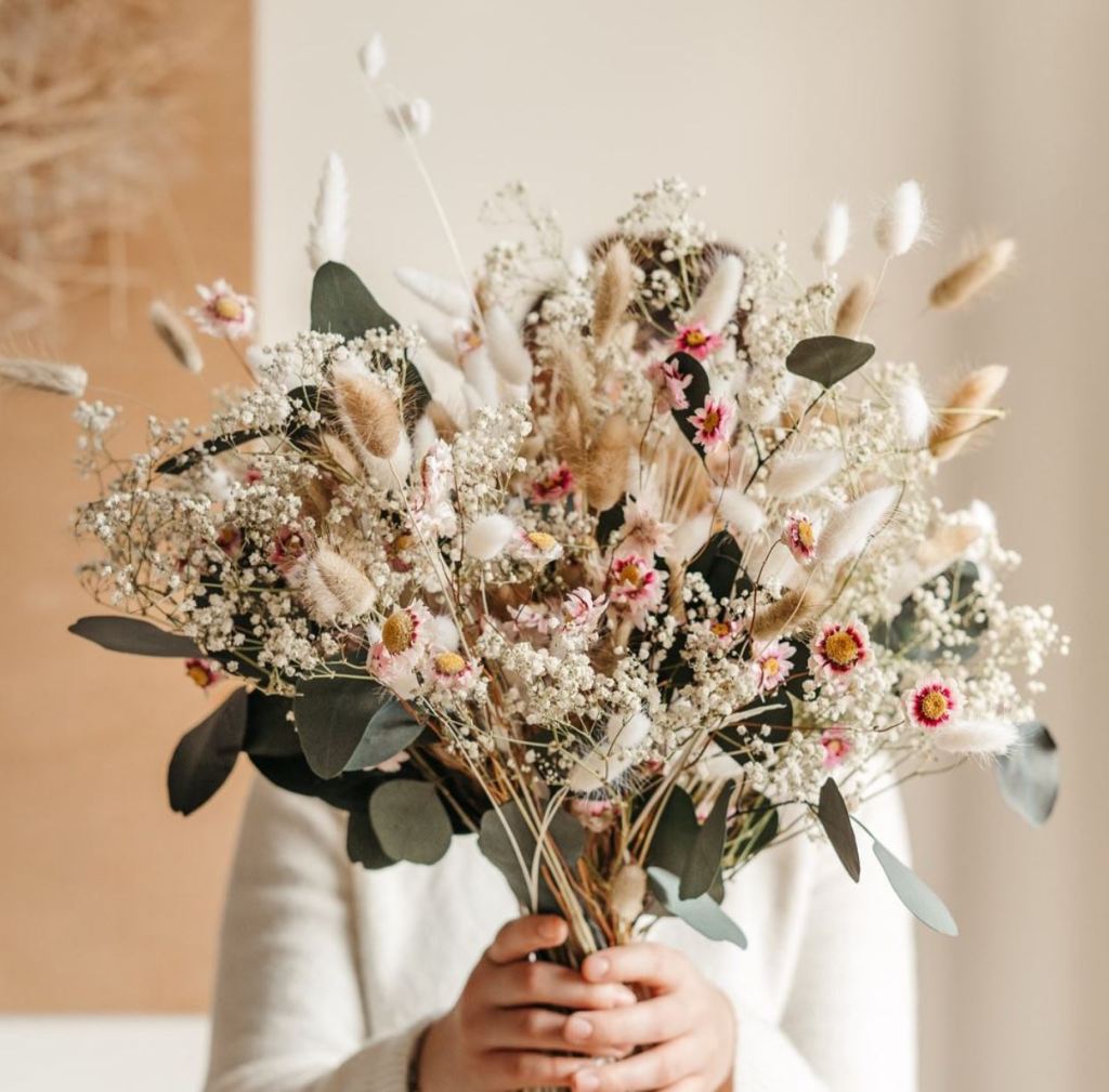 Herbarium, dried flowers shop in Paris