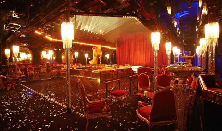 oldest cabaret paris