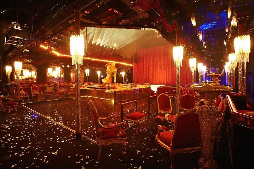 oldest cabaret paris