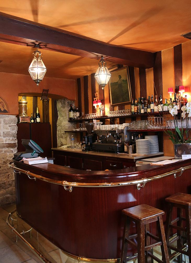 The oldest restaurant in Paris