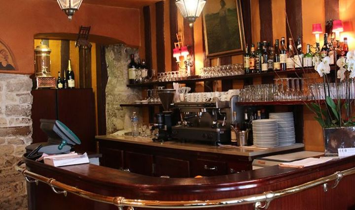 The oldest restaurant in Paris