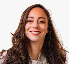 Discover 5 inspiring female pastry chefs who are reinventing French pâtisserie in Paris and beyond. From sustainable desserts to digital bakeries, meet the women changing French pastry forever.